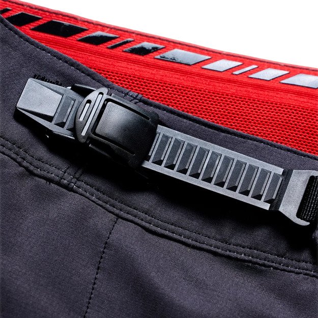 TLD SKYLINE PRO SHORTS x BN3TH LINER MONO CARBON (20202700) 1