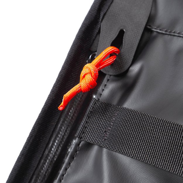 Restrap kuprinė užsukamu viršumi 22L (juoda) 6