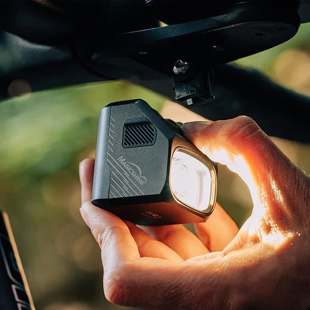 Priekinis žibintas Magicshine EVO 1100