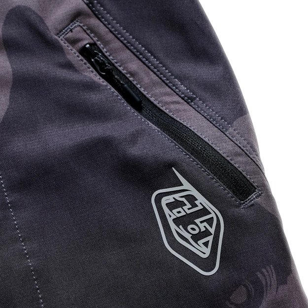 TLD SKYLINE PRO SHORTS x BN3TH LINER FLOW CAMO CARBON (20202300) 3