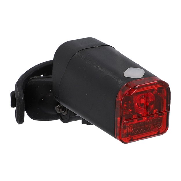 Žibintų komplektas Fischer LED // 30/15 Lux, su baterijomis 4