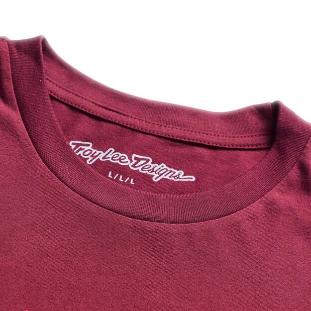 TLD SHORT SLEEVE TEE PORTRAIT SANGRIA (70174004) 4