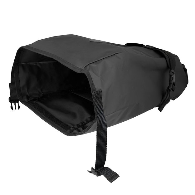 Krep&scaron;ys po balneliu FORCE Adventure L // 5 L (juoda) 3