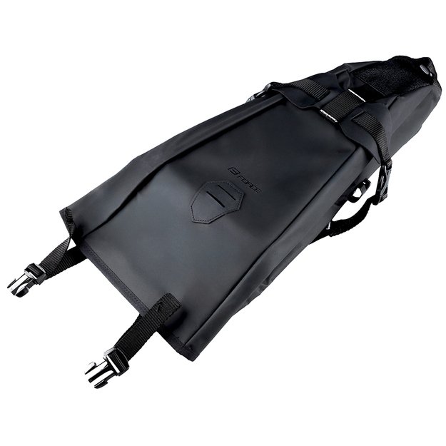 Krep&scaron;ys po balneliu FORCE Adventure L // 5 L (juoda) 2