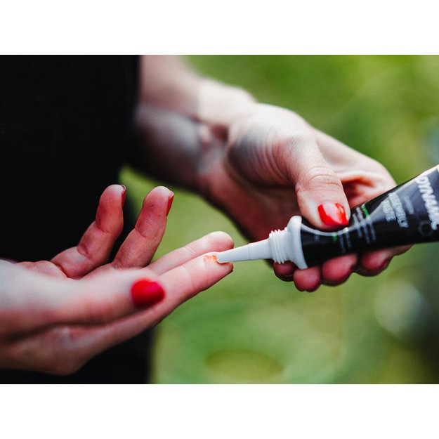 Dynamic Bike Care karbono surinkimo tepalas Carbon Paste 80g