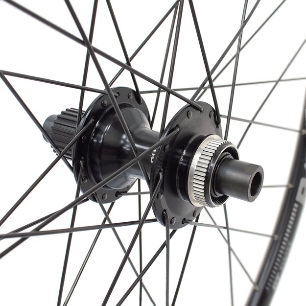 Galinis ratas DT SWISS R470db 28/29  // diskiniams Center-Lock, 32H, kasetė, Thru-Axle, be kniedžių, aliuminis 2