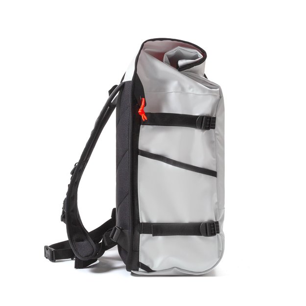 Restrap kuprinė užsukamu viršumi 40L (balta) 1
