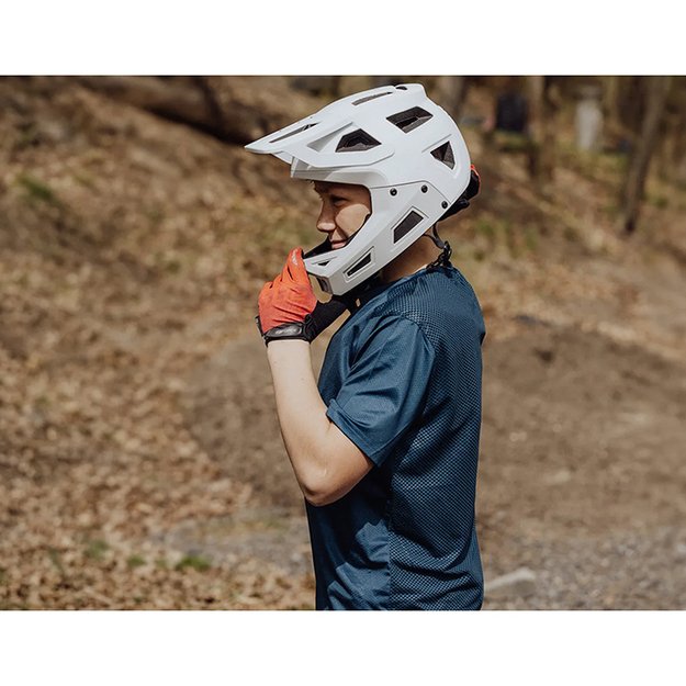 &Scaron;almas FORCE Drop Downhill // dydis: S-M (55-58 cm) (balta/pilka)