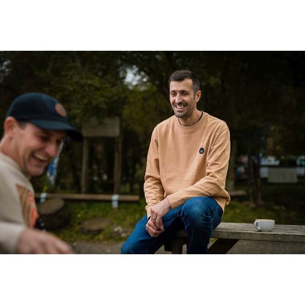 PEATY S PUBWEAR CREW MIKINA EMBROIDERED CROWN LATTE (PPW-25-CRW-CWN-LTE) 1