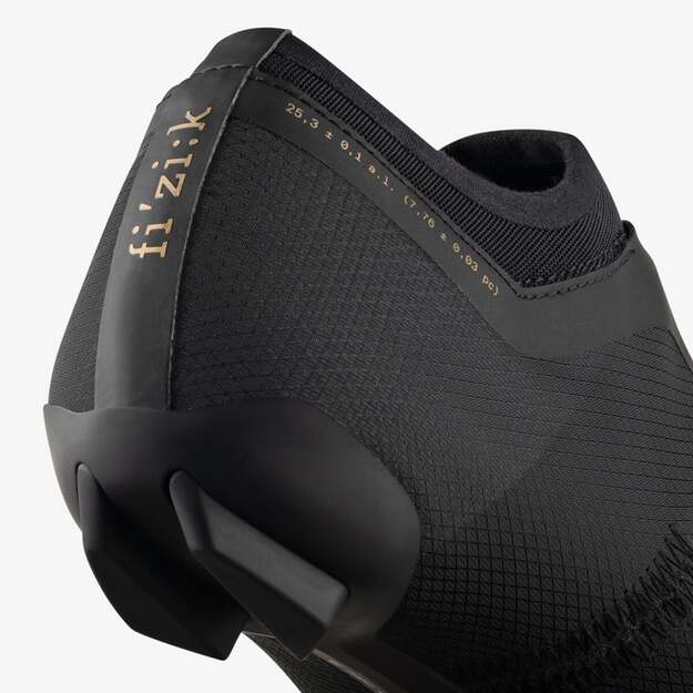 FIZIK SHOES VENTO VEGA CARBON COAL BLACK-BLACK (VER1DMR1C1510) 7