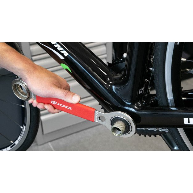 Įrankis FORCE skirtas SHIMANO Hollowtech II/BB9000/R60 miniklio velenui