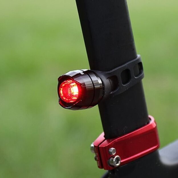 Žibintas galinis Cat Eye Orb RC R 1