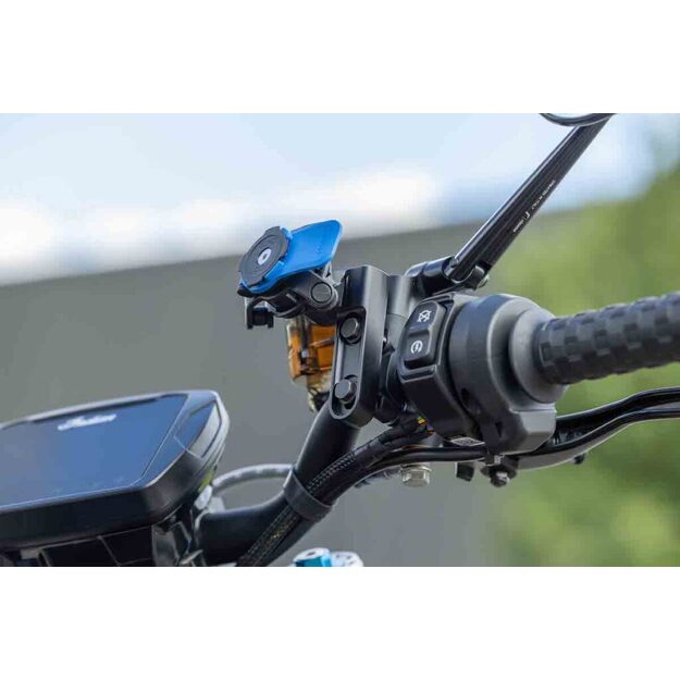 Telefono laikiklis ant motociklo stabdžių/sankabos rezervuaro Quad Lock  1