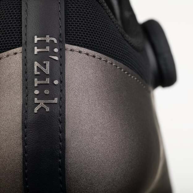 Batai FIZIK SHOES VENTO OMNA METAL - BLACK (VER5BPR1K7510) 5
